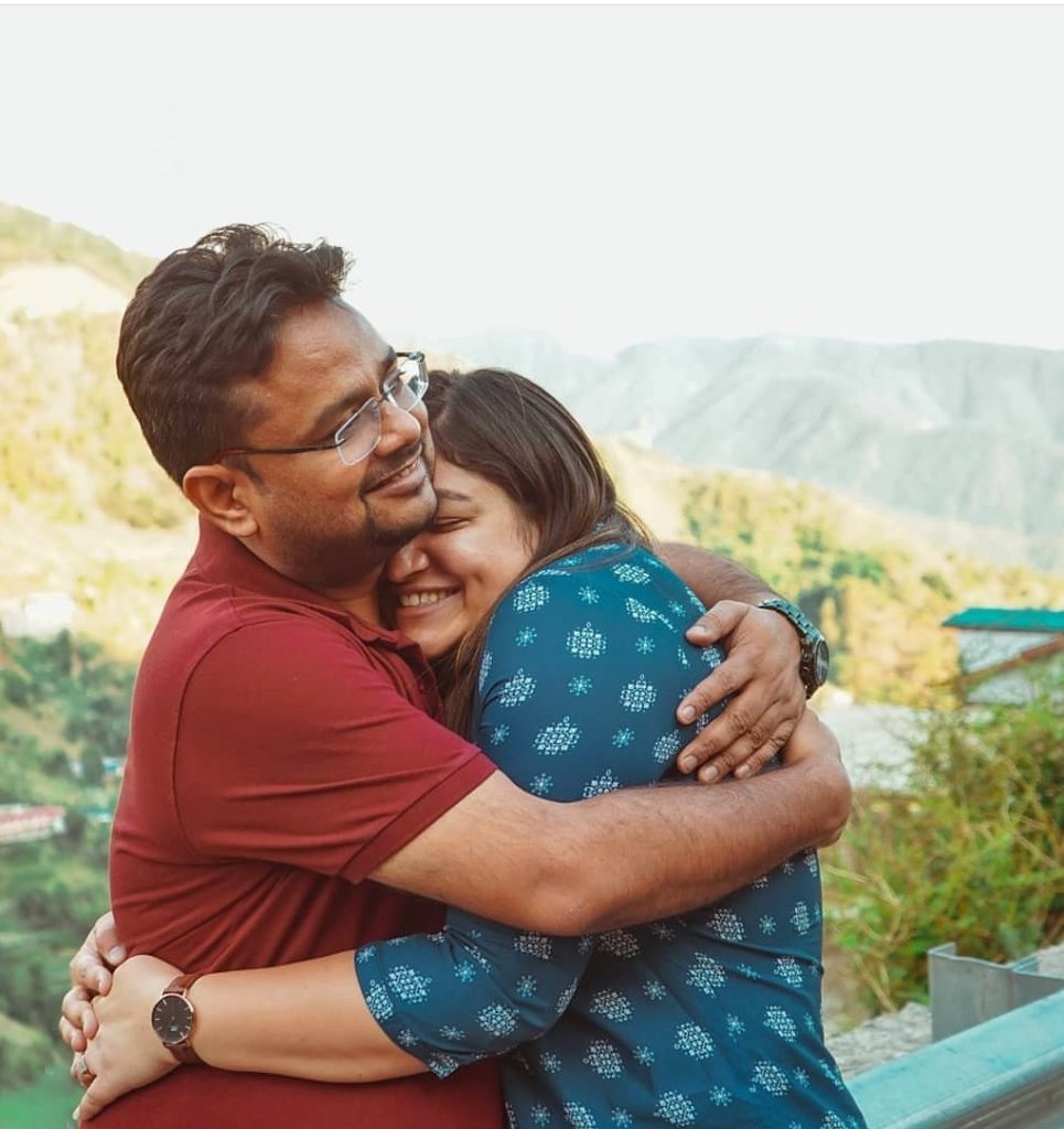 In the Voyage of Discovery – Meet Travel Blogging Couple Vishu and Saumya!